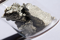 Skandium metal