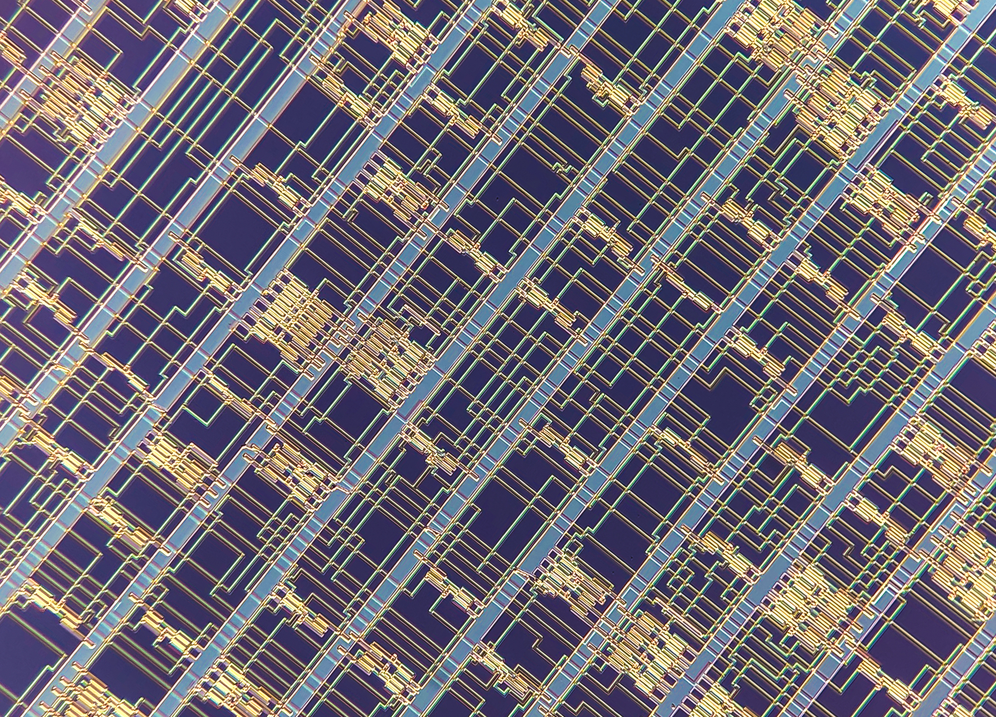 Os engenheiros do MIT constroem microprocessadores avançados a partir de nanotubos de carbono.